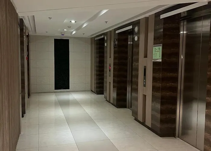 Aparthotel In Mall Of Complex Pasay - Near Airport 4*